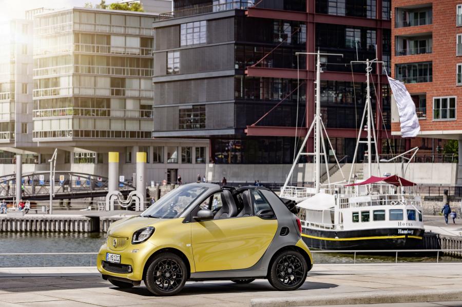  Smart ForTwo Prime Cabrio 2016 года  (фото 11 из 33)